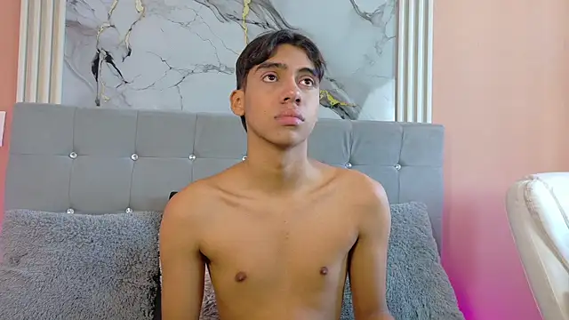 Eros Lux online show from 06-01-26, 12:18