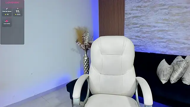 ANGIE-SMITH online show from 06-15-26, 11:12