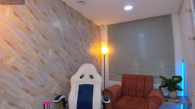 PreettyMoon online show from 03-03-26, 11:27