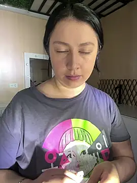 Ashleeyprincess01 online show from 04-30-26, 11:38