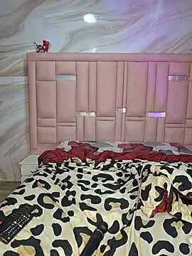 Snapshot of Sweetnahoxxx chatting on 03-08-26, 02:04 Sweetnahoxxx online show from 03-08-26, 02:04