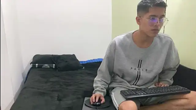 Snapshot of ScorpionDark11 chatting on 03-12-26, 09:37 ScorpionDark11 online show from 03-12-26, 09:37