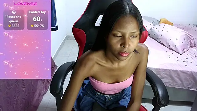 Snapshot of Dulce_camx chatting on 03-13-26, 03:02 Dulce camx online show from 03-13-26, 03:02