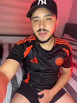 im lea online show from 04-28-26, 03:00