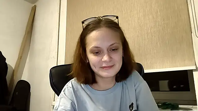 Snapshot of LuluSweetyGirl chatting on 03-08-26, 03:16 LuluSweetyGirl online show from 03-08-26, 03:16