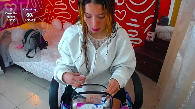 Snapshot of lucyrivera_ chatting on 03-05-26, 12:34 lucyrivera online show from 03-05-26, 12:34