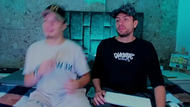 alex and christhoper online show from 04-30-26, 03:46