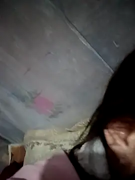 Snapshot of pic8800 chatting on 03-08-26, 06:17 pic8800 online show from 03-08-26, 06:17