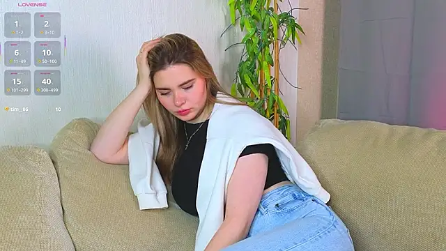 Snapshot of hornycharisma chatting on 03-10-26, 02:22 hornycharisma online show from 03-10-26, 02:22