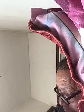 yaocaobi8 online show from 04-28-26, 08:08