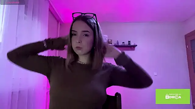 HillaryZelek online show from 03-06-26, 04:14