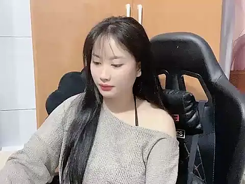 Sunny2868 online show from 04-29-26, 02:37