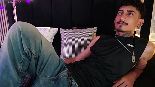 Snapshot of Dark_Eros_ chatting on 03-03-26, 07:31 Dark Eros online show from 03-03-26, 07:31