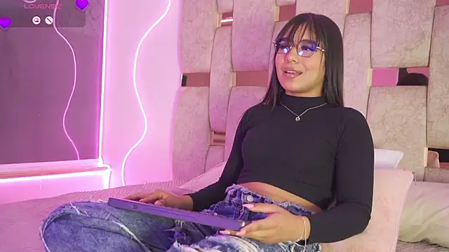 Petitte Mussa online show from 03-28-26, 04:01