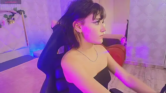Snapshot of Cloee_tay1 chatting on 07-24-26, 11:19 Cloee tay1 online show from 07-24-26, 11:19