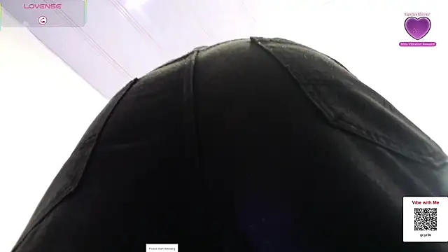 Snapshot of Jay_Taylor1_ chatting on 03-08-26, 02:59 Jay Taylor1 online show from 03-08-26, 02:59