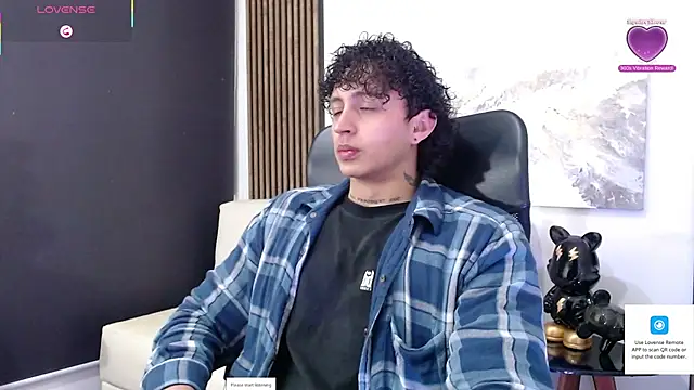 Snapshot of Jay_Taylor1_ chatting on 03-10-26, 04:50 Jay Taylor1 online show from 03-10-26, 04:50