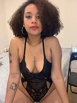 Snapshot of tokishaaa10 chatting on 03-05-26, 04:08 tokishaaa10 online show from 03-05-26, 04:08