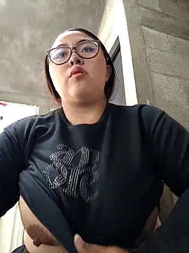 Aviiiiii18 online show from 02-28-26, 09:05