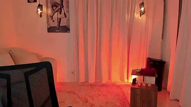 IsabellaLux  online show from 06-18-26, 05:28