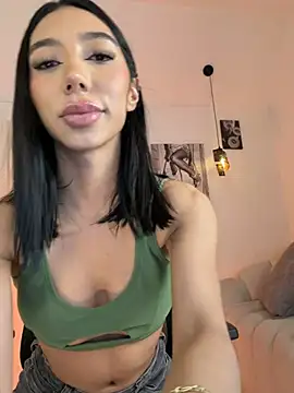 IsabellaLux  online show from 07-23-26, 10:29