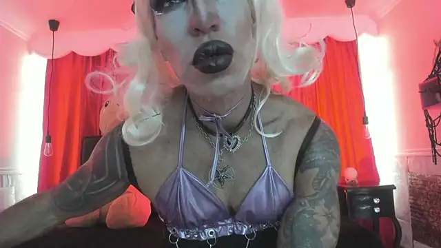 Lilith madame satan online show from 06-09-26, 05:13