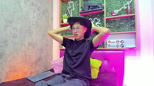 Lian Prince online show from 03-14-26, 12:32