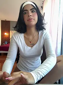 kitty rousse01 online show from 04-24-26, 12:51