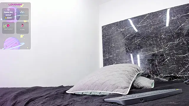 Charlotte megann online show from 03-15-26, 03:34