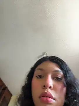 Sophiemoo  online show from 06-20-26, 02:53