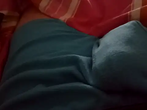 Snapshot of Viciouzz1 chatting on 03-22-26, 07:23 Viciouzz1 online show from 03-22-26, 07:23