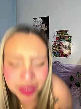 Snapshot of Moon_Velvet_ chatting on 03-08-26, 09:51 Moon Velvet online show from 03-08-26, 09:51