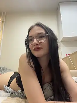 Snapshot of PamelaRuis69 chatting on 03-11-26, 11:44 PamelaRuis69 online show from 03-11-26, 11:44