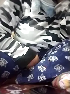 Snapshot of Sna93 chatting on 02-28-26, 04:46 Sna93 online show from 02-28-26, 04:46