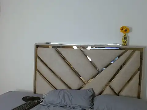 oliver   saint online show from 03-03-26, 12:39