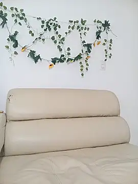 TinnaPeyton online show from 03-04-26, 05:41