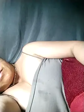 Lucie Fuzk online show from 04-15-26, 09:26