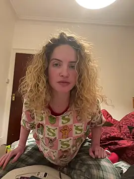 curlyirishgirl online show from 03-13-26, 03:46