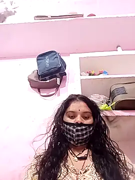 Snapshot of Hot_bri2 chatting on 04-08-26, 06:46 Hot bri2 online show from 04-08-26, 06:46