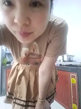 Snapshot of Ivy_Trix2 chatting on 05-09-26, 03:56 Ivy Trix2 online show from 05-09-26, 03:56