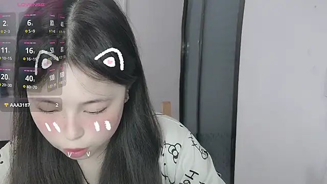 Snapshot of F-Yihao chatting on 03-06-26, 05:09 F-Yihao online show from 03-06-26, 05:09