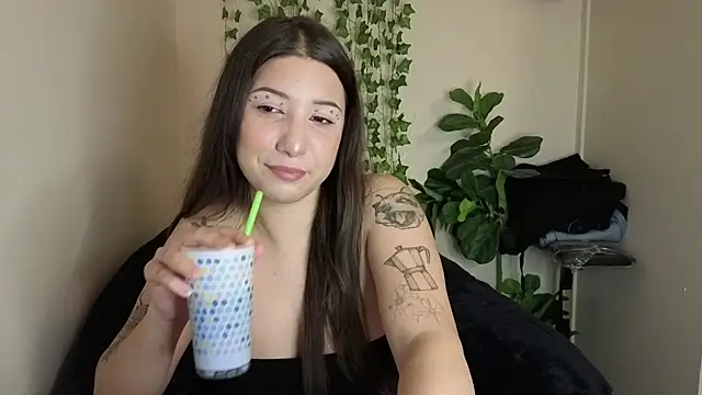 Snapshot of Saffy_ chatting on 03-24-26, 04:45 Saffy online show from 03-24-26, 04:45