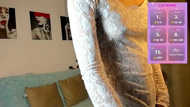 Rebeca Marchetti online show from 05-21-26, 08:49