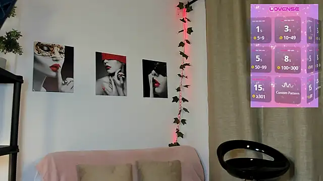 Rebeca Marchetti online show from 06-13-26, 05:22
