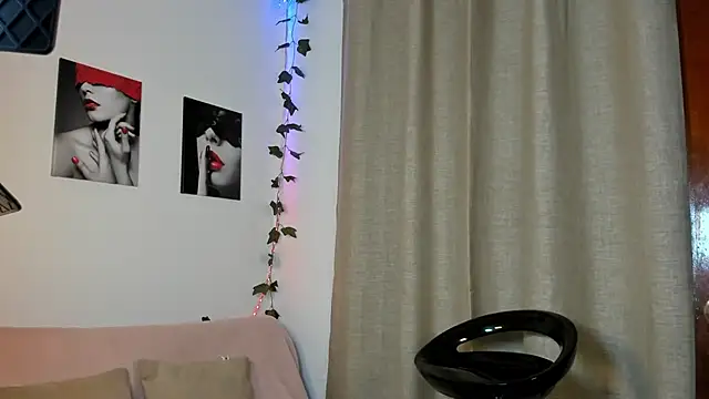 Rebeca Marchetti online show from 07-14-26, 08:47