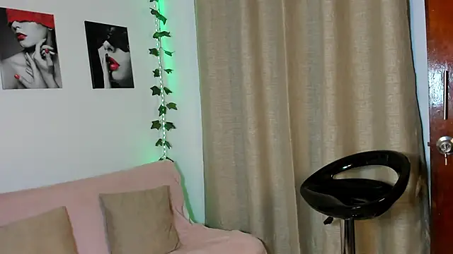 Rebeca Marchetti online show from 07-20-26, 08:44