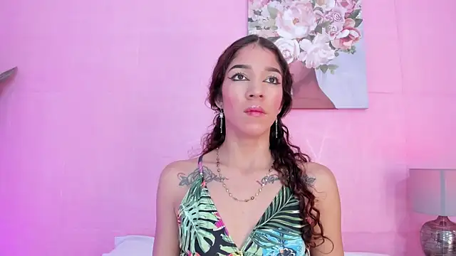 Snapshot of evelyn__rose1 chatting on 03-03-26, 06:14 evelyn rose1 online show from 03-03-26, 06:14