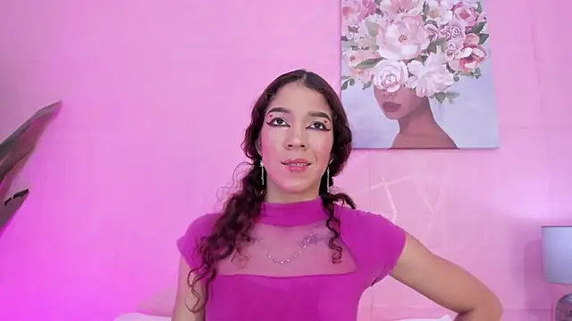 Snapshot of evelyn__rose1 chatting on 03-04-26, 06:14 evelyn rose1 online show from 03-04-26, 06:14