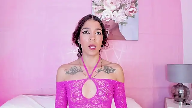 Snapshot of evelyn__rose1 chatting on 03-16-26, 05:13 evelyn rose1 online show from 03-16-26, 05:13