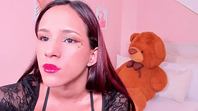 Snapshot of raquel_mooon chatting on 03-16-26, 05:50 raquel mooon online show from 03-16-26, 05:50